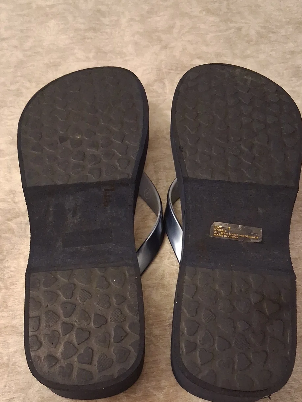 Brighton Karrie Flip Flops Size 9 Navy